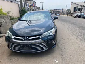 Toyota Camry SE 4dr Sedan (2.5L 4cyl 6A) 2016 Gray