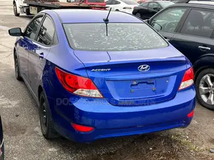 Hyundai Accent SE Automatic 2012 Blue