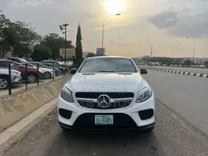Mercedes-Benz GLE-Class AMG GLE 43 4MATIC 2017 White