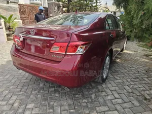 Lexus ES 350 2011 Red