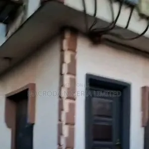 3bdrm Block of Flats in Ayobo for sale