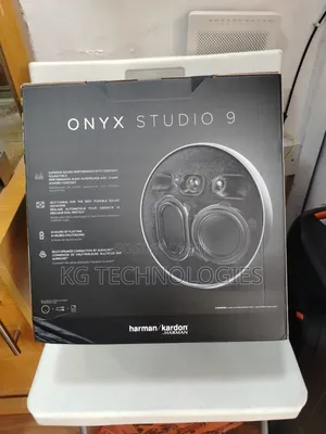 Onyx Studio 9