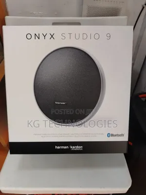 Onyx Studio 9