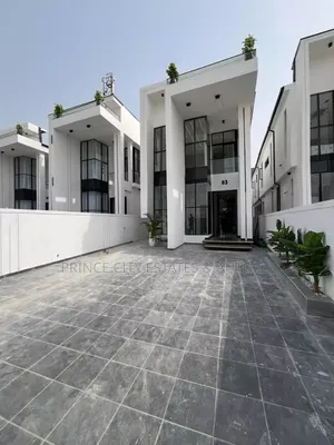 Furnished 5bdrm Duplex in Ikota for sale