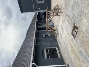 2bdrm Block of Flats in Alarere Old Ife Road for rent