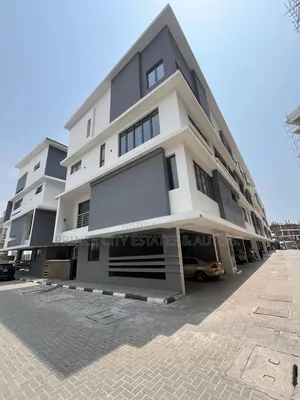 Furnished 4bdrm Duplex in Phase1 for sale