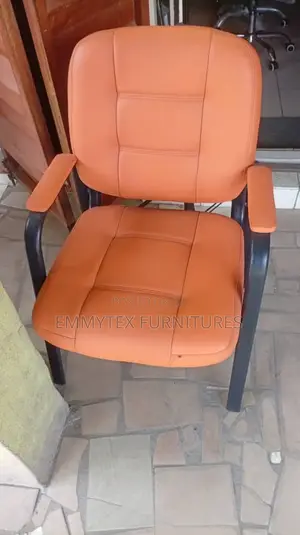 Four Leg Visitors Office Chair