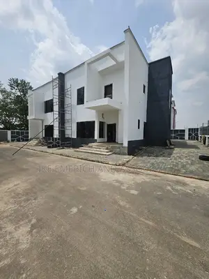 4bdrm Duplex in Durumi for sale
