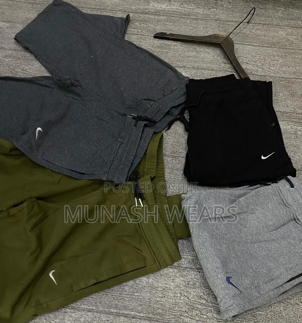 Nike Plain Joggers