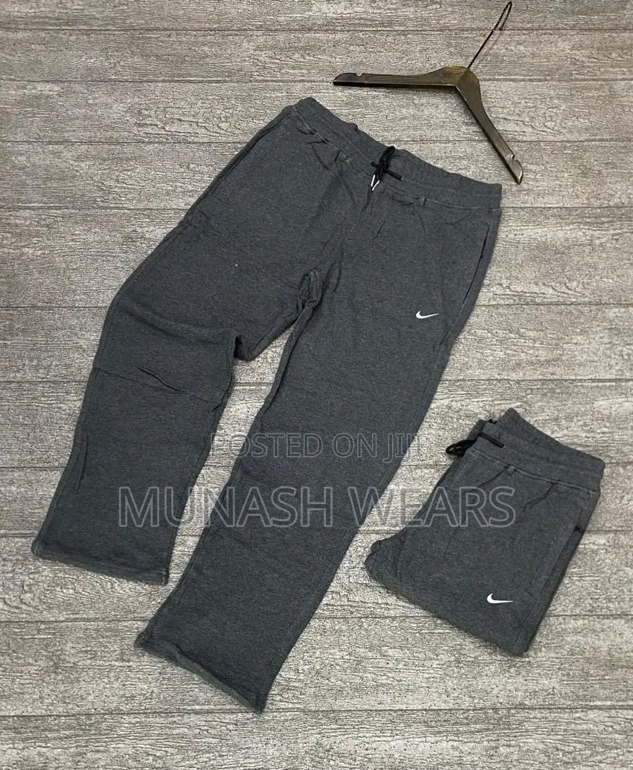 Nike Plain Joggers