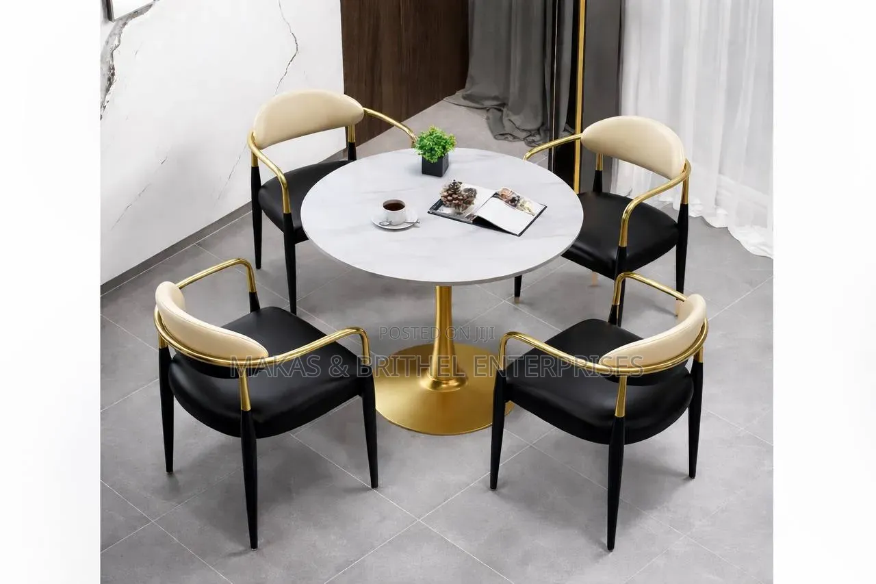 4 Seaters Dinning Set