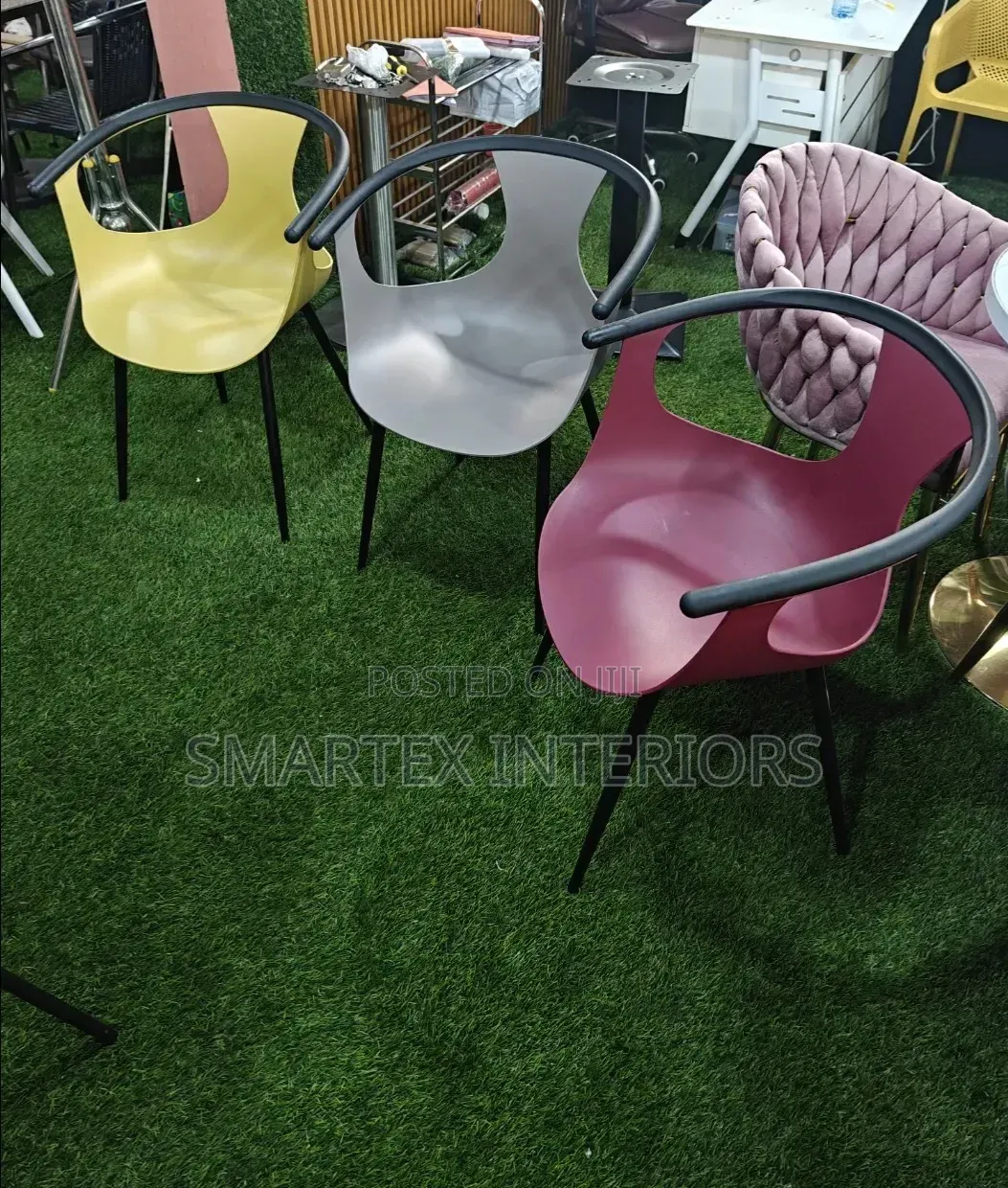 Best Quality Plastic Iron Leg Chair