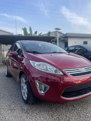 Ford Fiesta SE Sedan 2013 Red