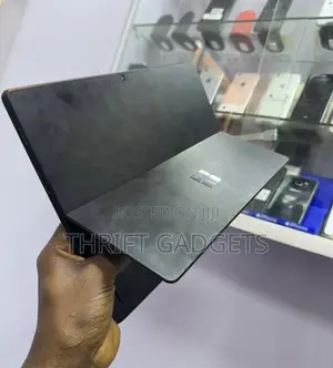 Laptop Microsoft Surface Pro X 8GB Qualcomm Snapdragon X Plus SSD 256GB