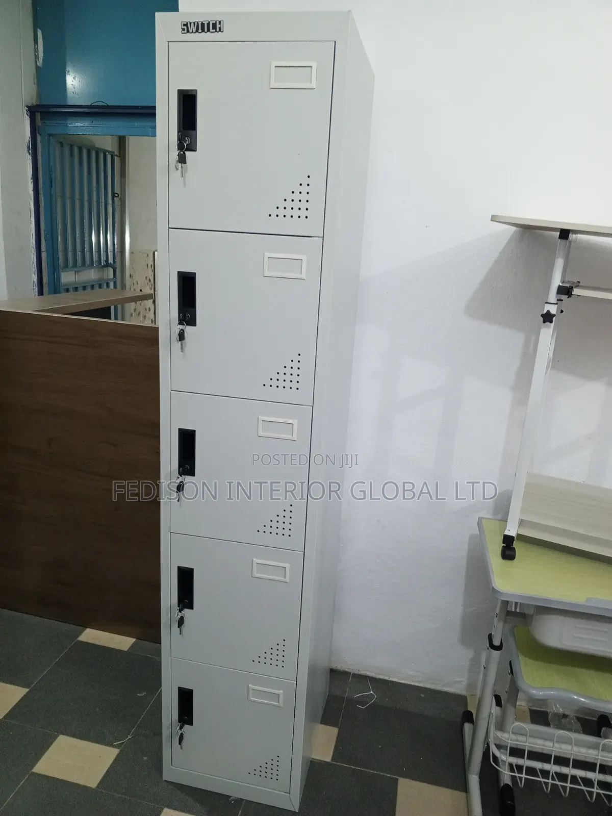 5 Door Single Locker