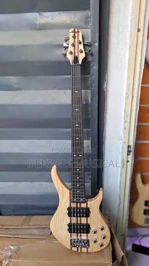 Manga Bass Guitar - 5 Strings Bass Guitar