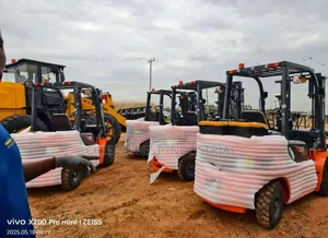 Folk Lift Machines Available Now in Stock 3tons-5tons