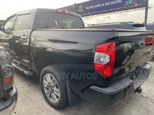 Toyota Tundra 2018 Black