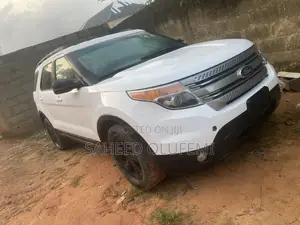 Ford Explorer Sport 4dr 4x4 (3.5L 6cyl 6A) 2013 White