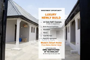 Furnished 10bdrm House in 10 Minutes Walk From, Ewekoro for sale