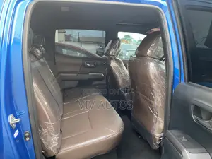 Toyota Tacoma TRD Off Road 2018 Blue