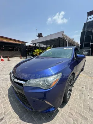 Toyota Camry SE 4dr Sedan (2.5L 4cyl 6A) 2016 Blue