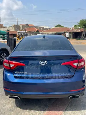 Hyundai Sonata SE 4dr Sedan (2.0L 4cyl Turbo 6A) 2014 Blue