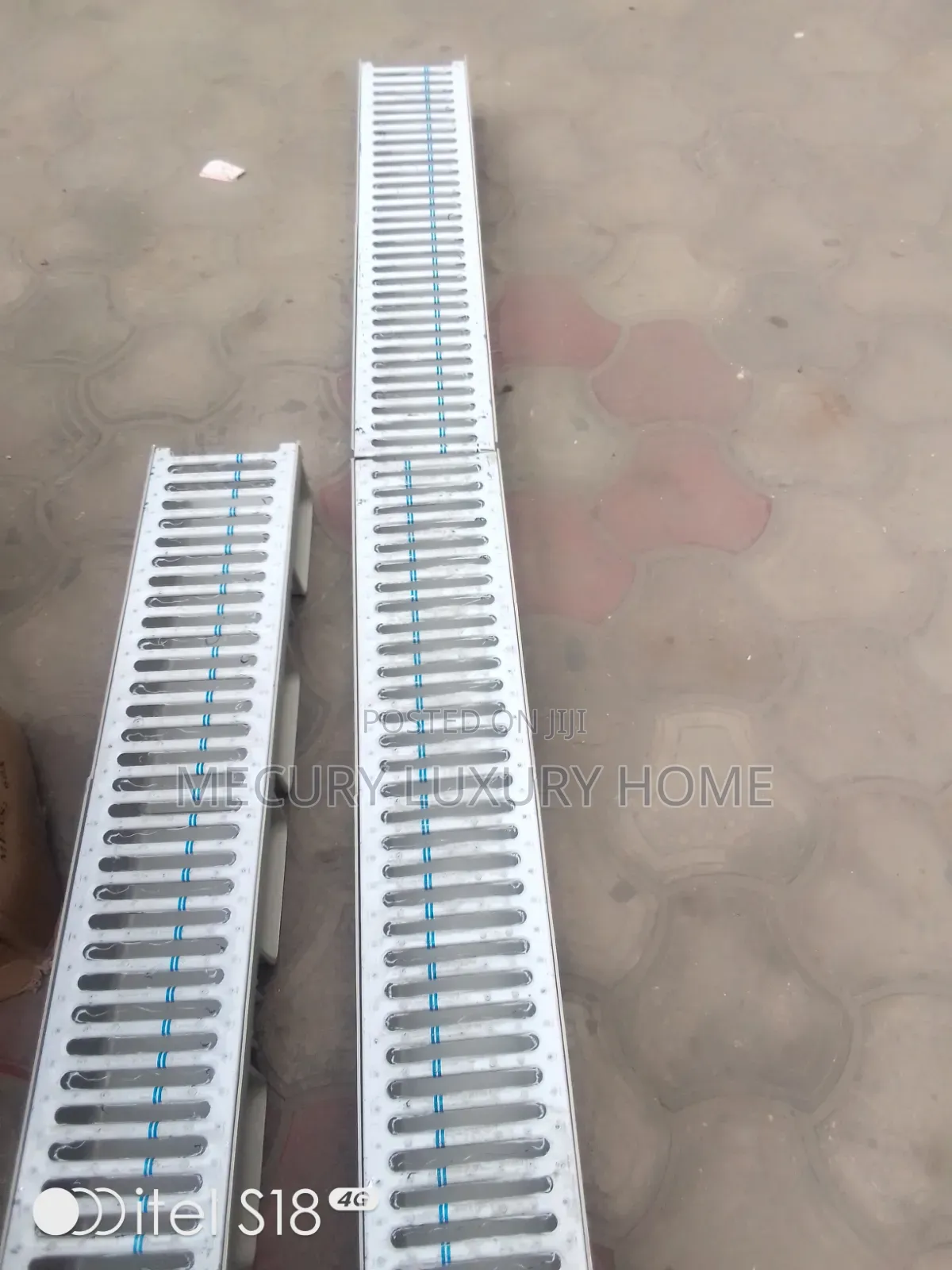 Compound Iron Floor Drain 1 Meters