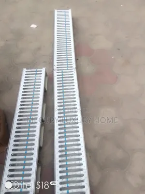 Compound Iron Floor Drain 1 Meters