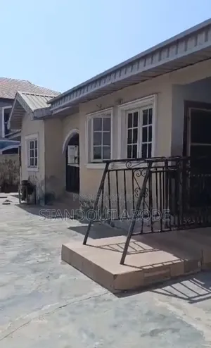 2bdrm Block of Flats in Adegbose Estate for sale