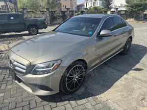 Mercedes-Benz C300 Base C300 AWD 4MATIC Sedan 2019 Gold