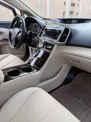 Toyota Venza AWD 2011 Brown