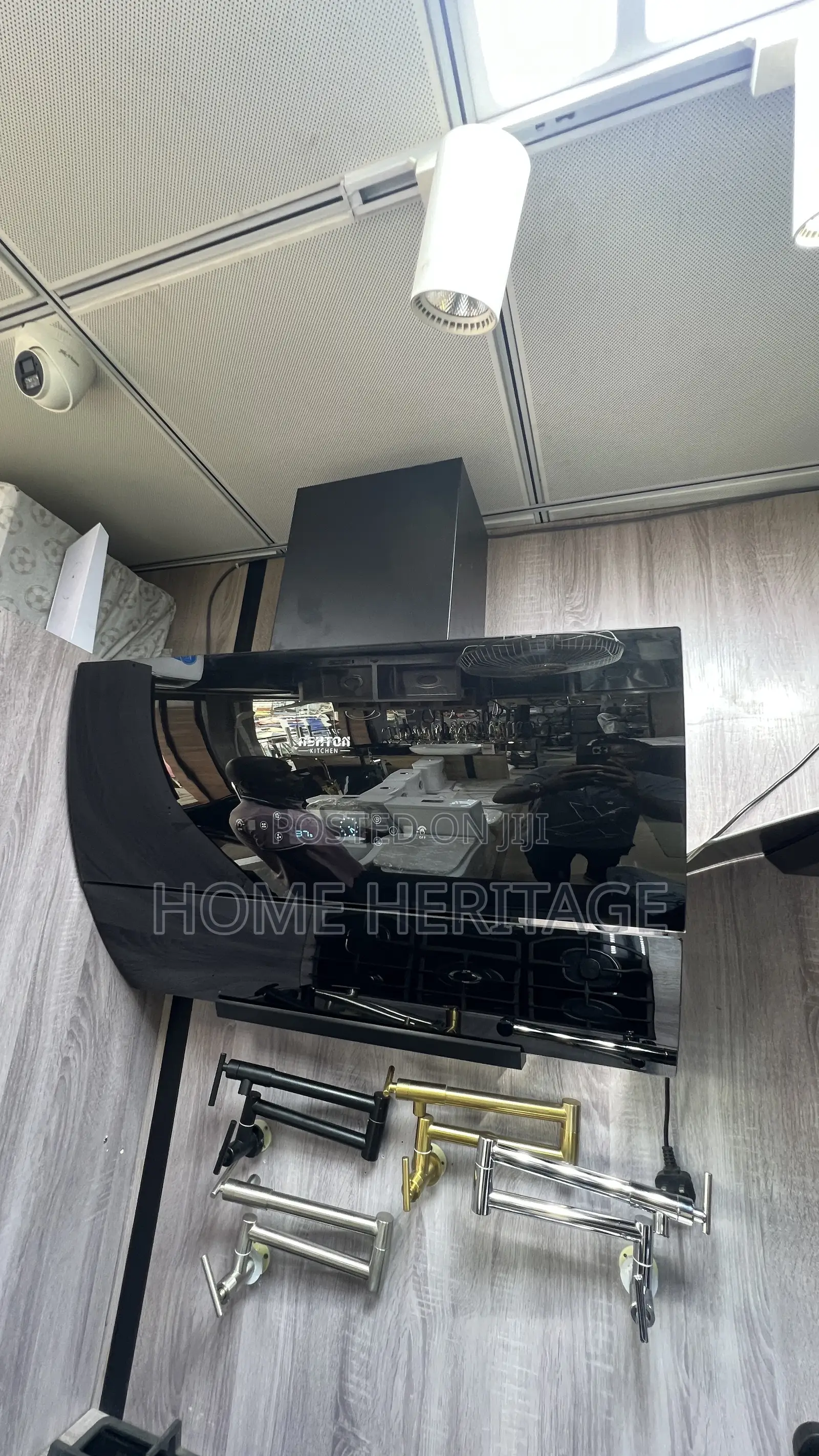 Black Plasma Kitchen Heat Extractor