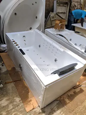 England Jacuzzi Bathtub