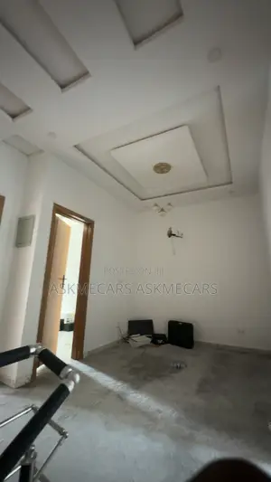 4bdrm Duplex in Harris Drive, VGC / Ajah for rent