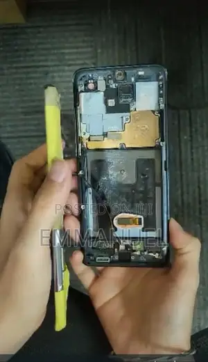 Samsung S20 Plus Screen