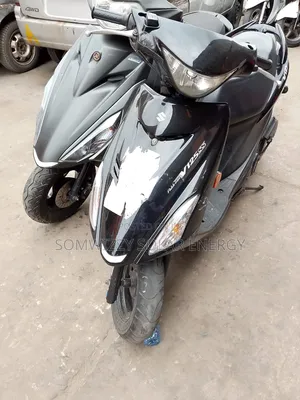 Suzuki 2022 Black