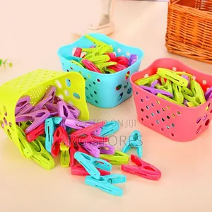 Pegs With Bucket