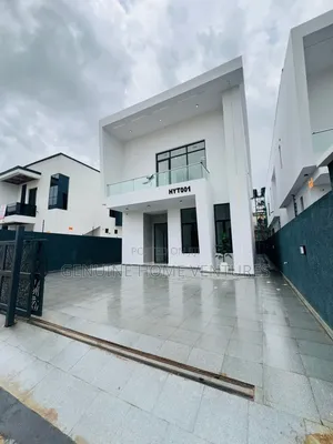 5bdrm Duplex in Chevron for sale