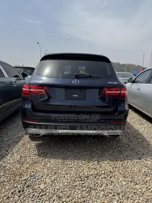 Mercedes-Benz GLC-Class 2016 Blue
