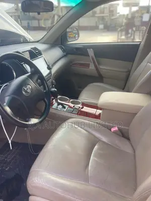 Toyota Highlander 2008 Gold