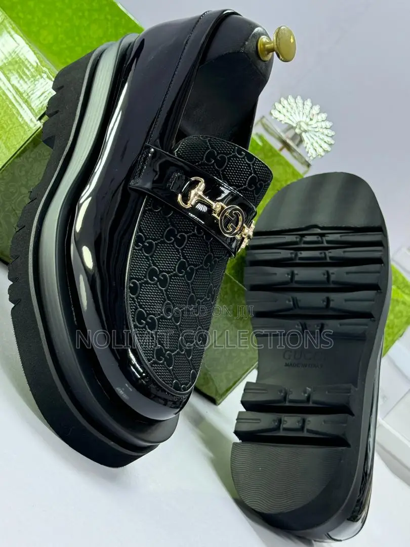 Two Toned Men's Gucci Patterned Leather Loafers