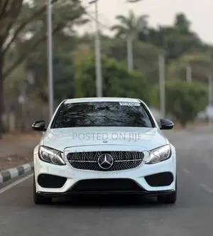 Mercedes-Benz C450 2016 White