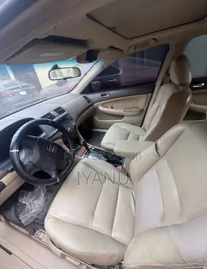 Honda Accord 2.0 Comfort Automatic 2005 Gold
