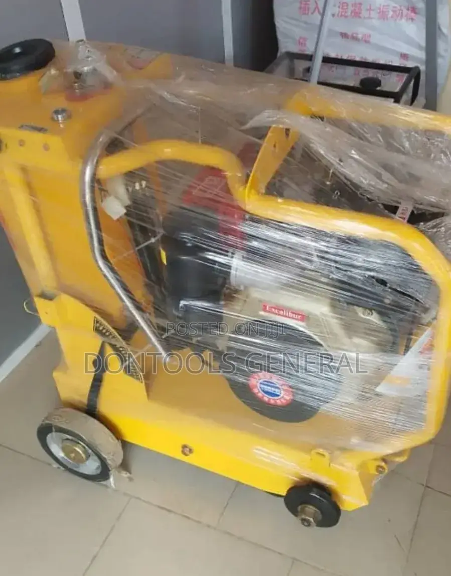 Road Cutter Model:Cc-d186f Diesel Engine