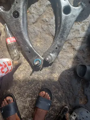 Lower Arm Dodge Caravan 2008