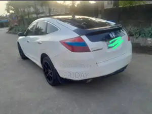 Honda Accord Crosstour 2011 White