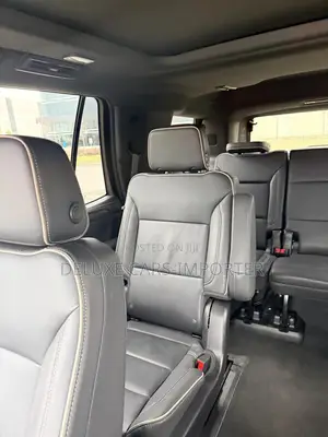 GMC Yukon SLT 4WD 2024 Black