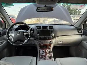 Toyota Highlander Limited 2011 Burgundy