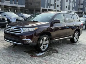 Toyota Highlander Limited 2011 Burgundy